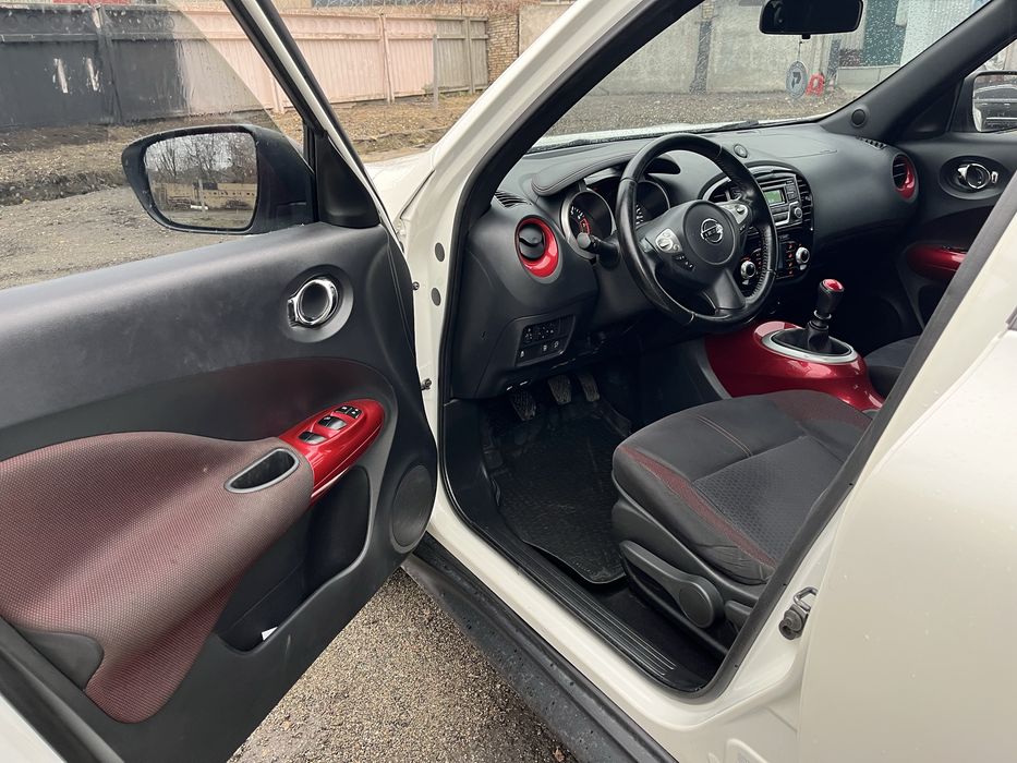 Nissan Juke 1.6 2014 рік
