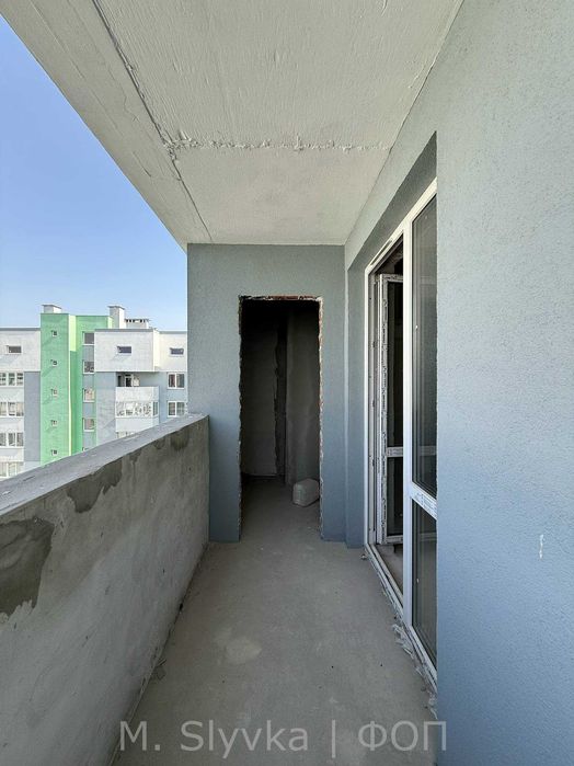 Продаж 2 кімнатної квартири + кухня-студія по вулиці Тракт Глинянський
