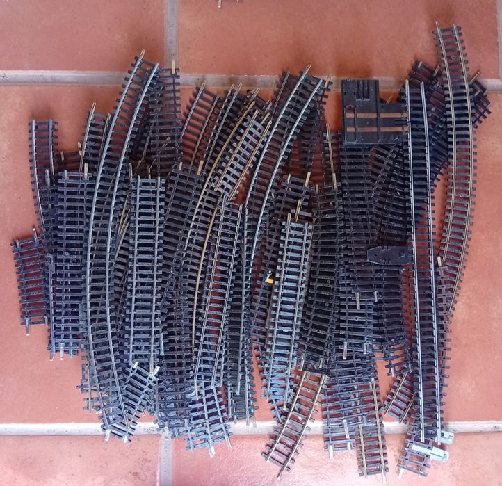 Conjunto de carris e acessórios de pista de comboios