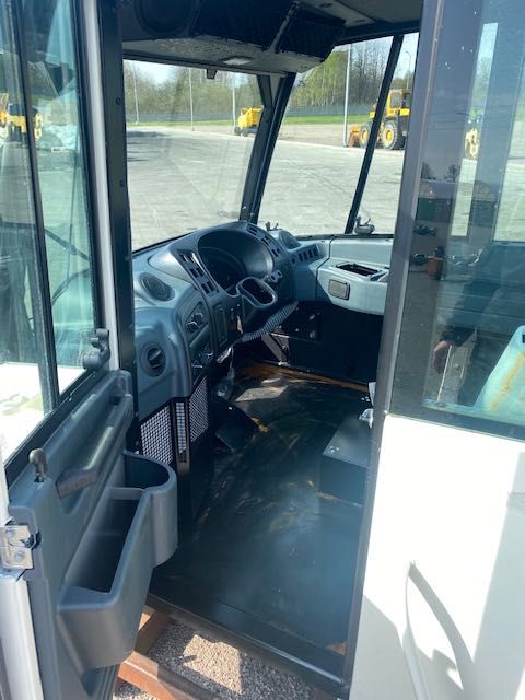 NOWA kabina do wozidła terex