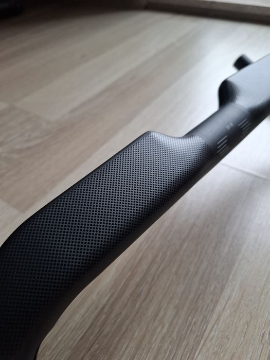 Nowa kierownica carbon gravel flara szosa