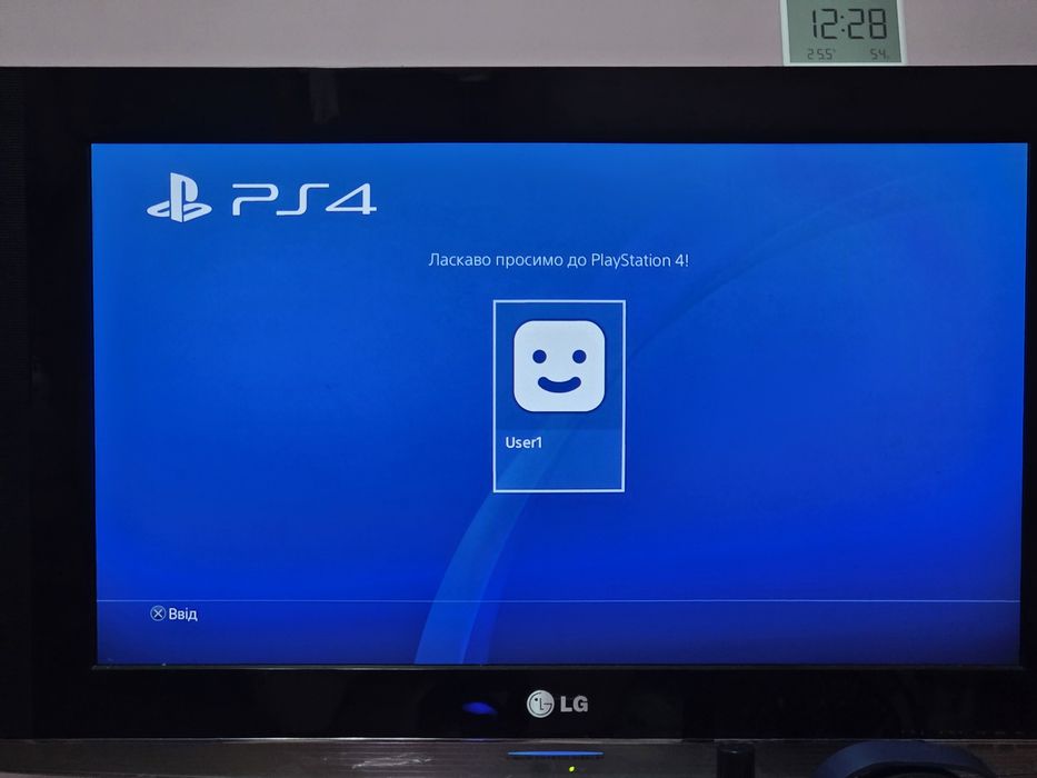 PS4 Pro 1Tb CUH-7108B