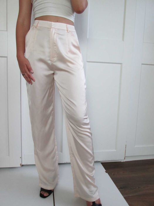 PrettyLittleThing spodnie satyna luźne piżamowy styl Pyjamacore 8 S 36