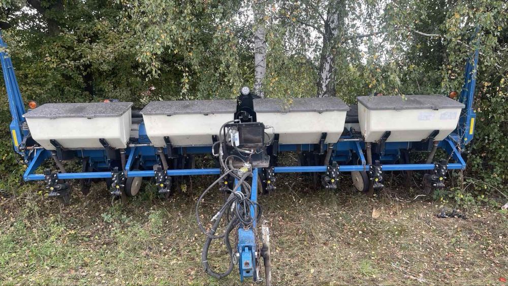 Сівалка KINZE 3000 пневматична, 8 рядна, 2015 рік