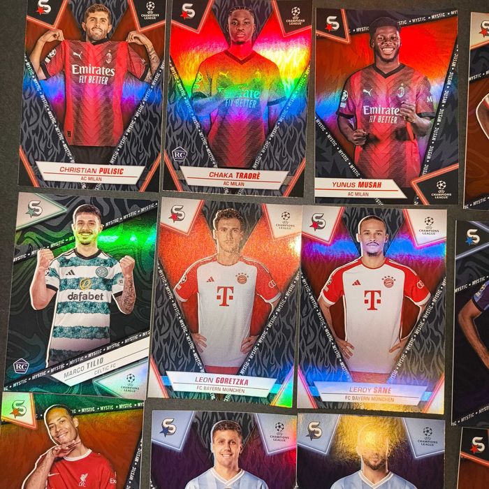 Cartas Mystic Topps Superstars 2024