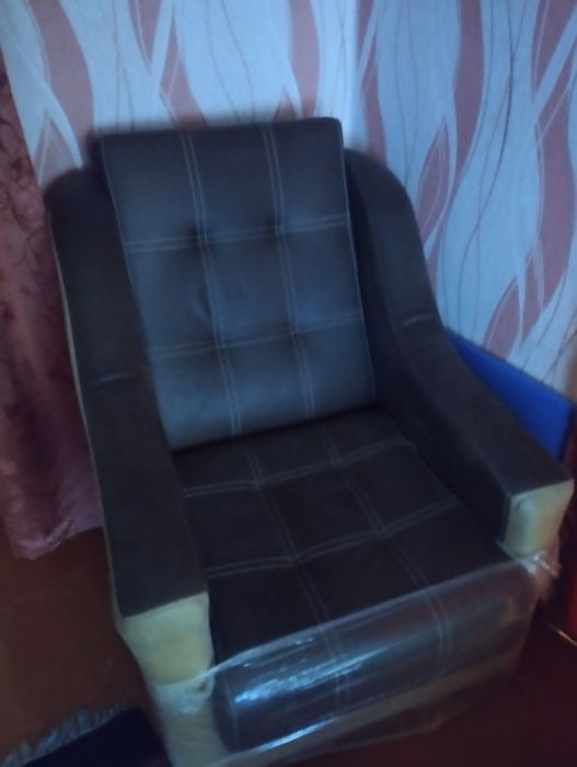 . Кресла 2 шт. В хорошем состоянии.