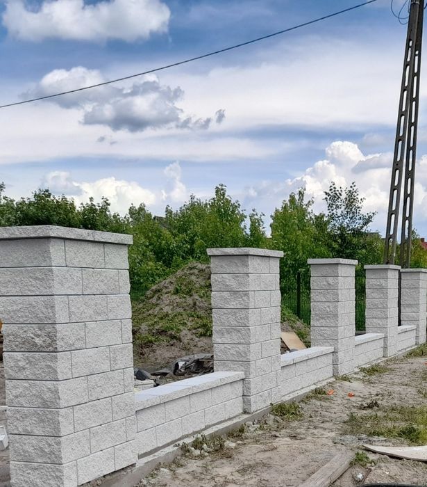 Kompleksowy montaż ogrodzeń/Usługi brukarskie