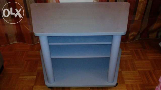 Móvel TV em bom estado de conservação