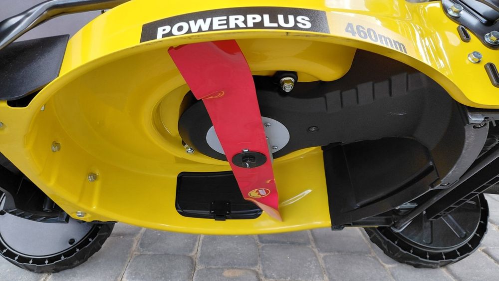 Самохідна бензинова газонокосарка powerplus  powxg60241