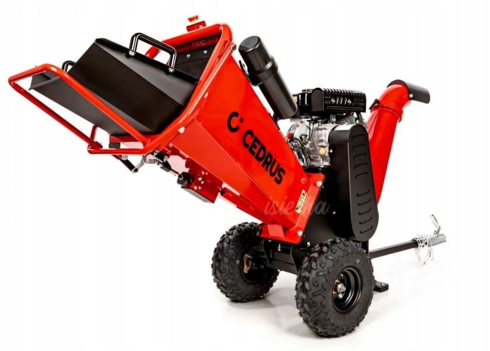 Usługa rozdrabniania gałęzi Rebakiem Cedrus RB02-PRO gałęzie do 12cm