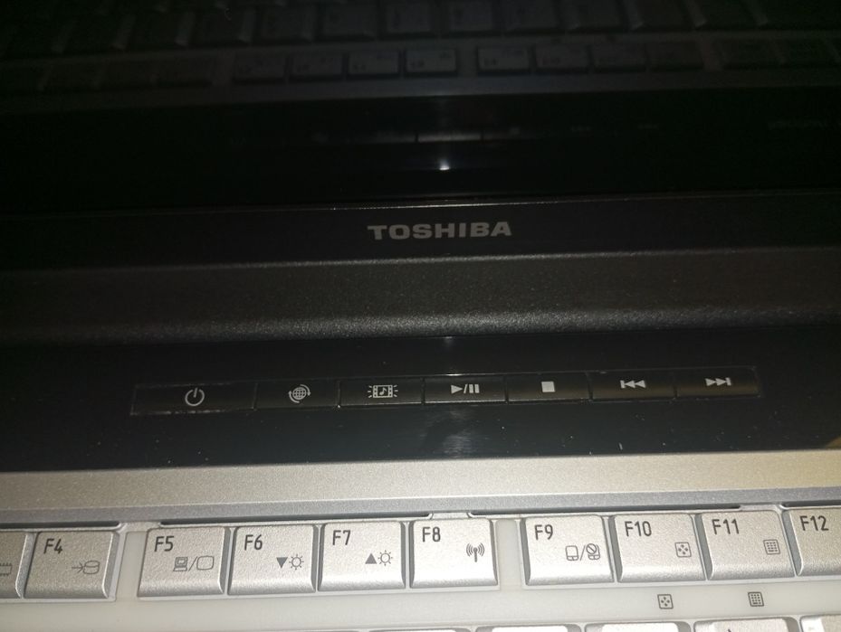 Toshiba Satellite A205-S4670