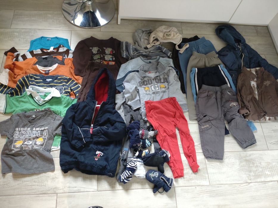 Paka ubrań dla chłopca r. 2-2,5 latka