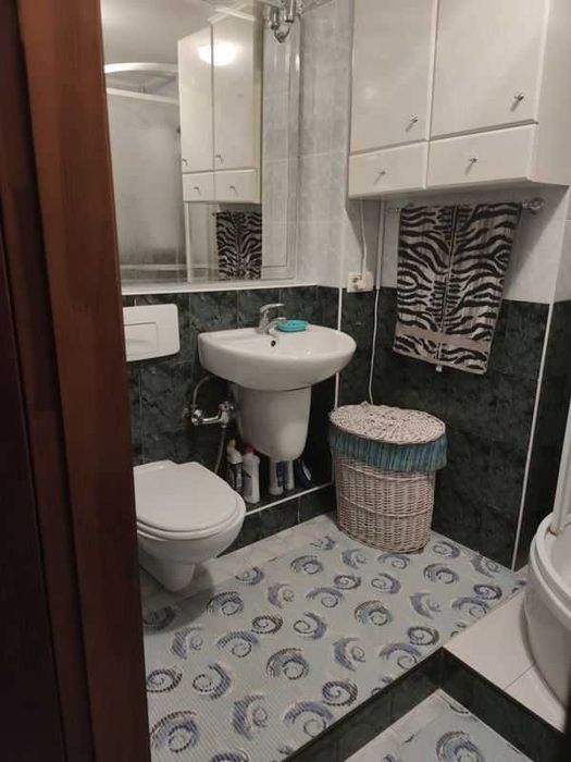 Оренда 2к квартири на вул. Прирічна