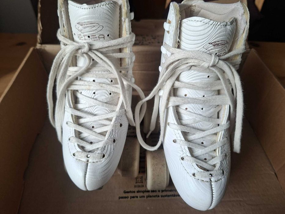 Patins para patinagem artística 210