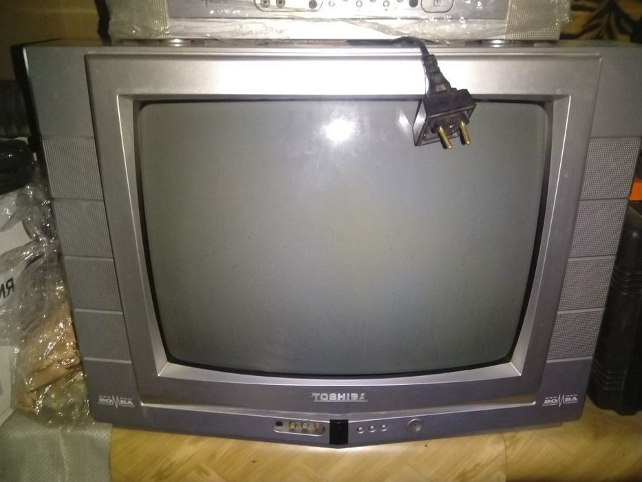 Телевизор Toshiba 54 см
