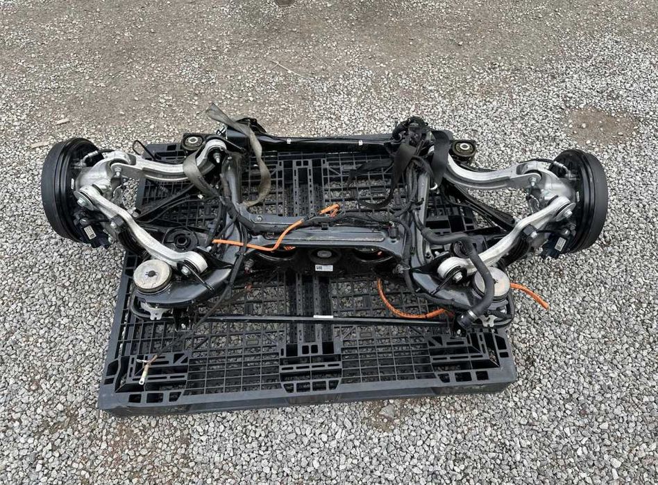 Підвіска Skoda Enyaq 5A передня або задня підрамник разборка