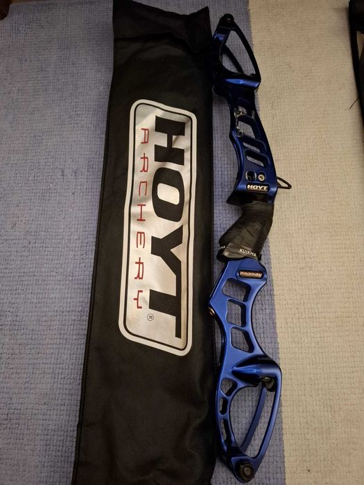 Punhos Hoyt  Prodigy P2 RX e Palhetas AXIA e Integra