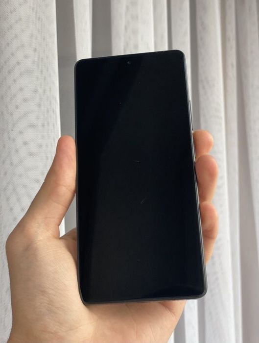 Redmi note 13 pro 12/256 возможен обмен на айфон от 11 версии