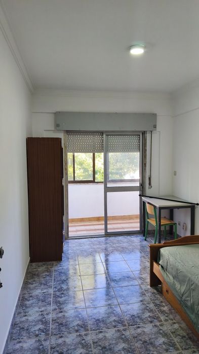 Quarto Solteiro Arrentela - Seixal
