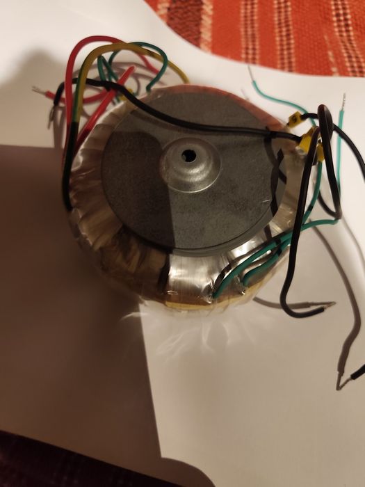 TSTLA 200/001 Transformator sieciowy toroidalny Audio Indel
