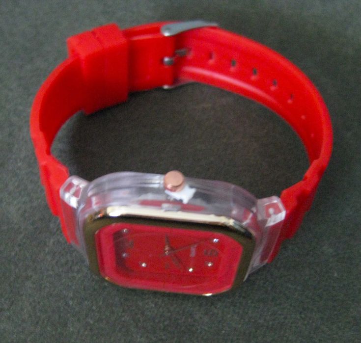 Relógio Desportivo Mulher c/ Pulseira em Silicone NOVO