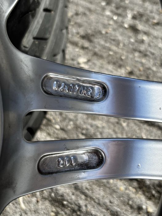 Jantes BMW Momo Racer 17