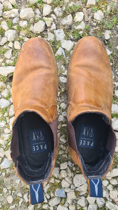 Buty skórzane sztyblety 44