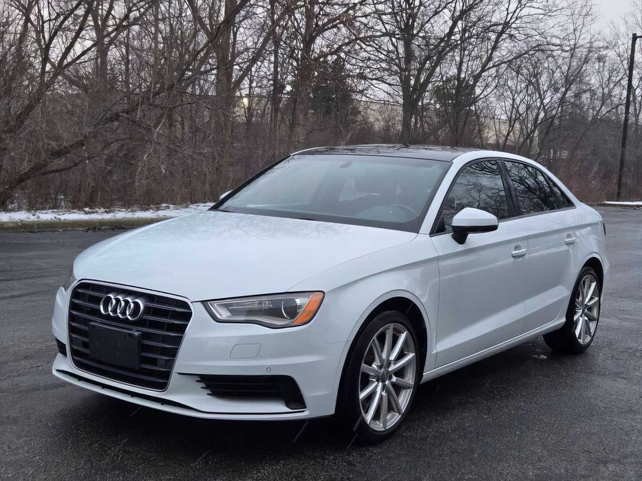 Audi A3      2015