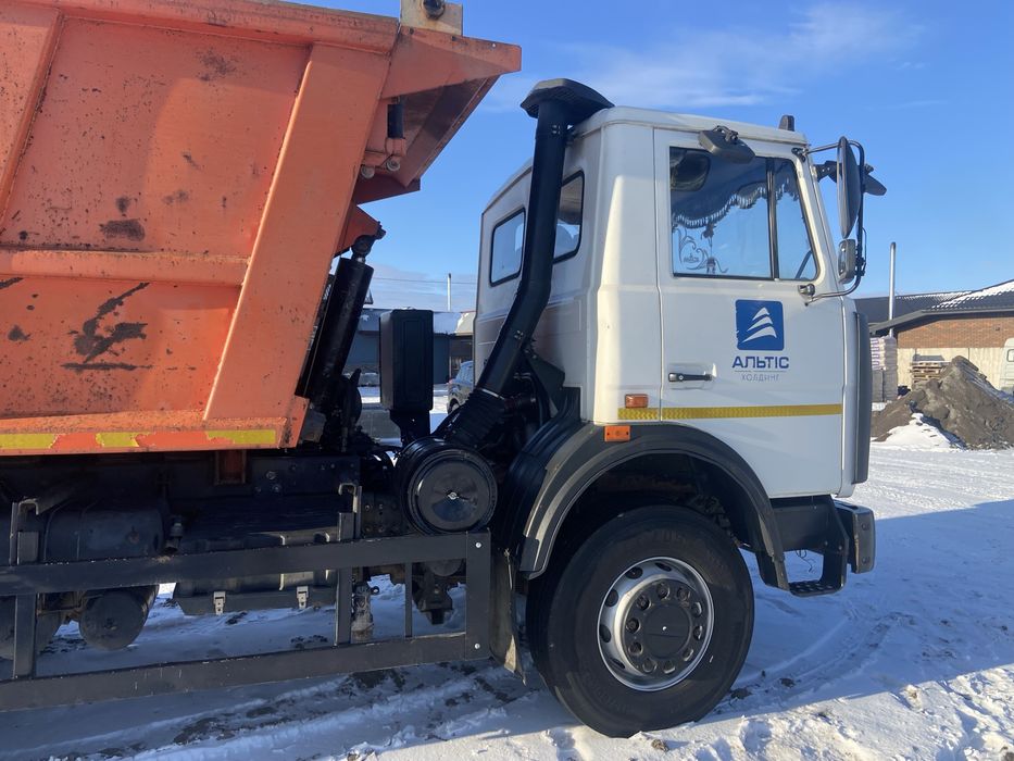 Маз самосвал 551605-271