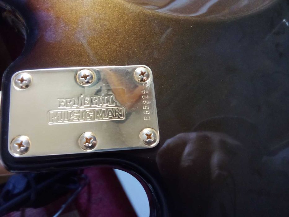 MusicMan Sting Ray 4H se 2008