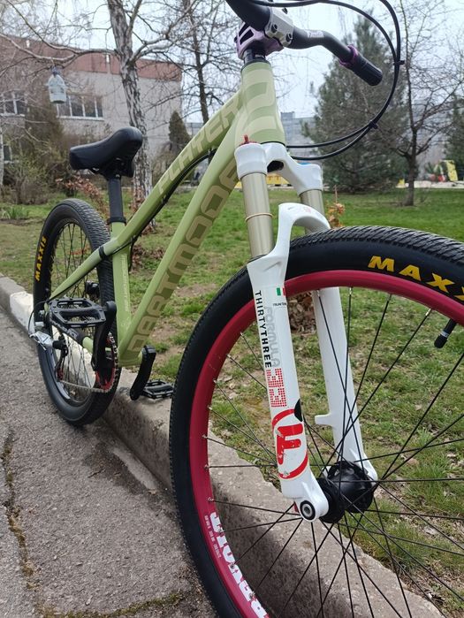 Dartmoor player 26 pro  mtb dirt street Shimano Race Face  байк