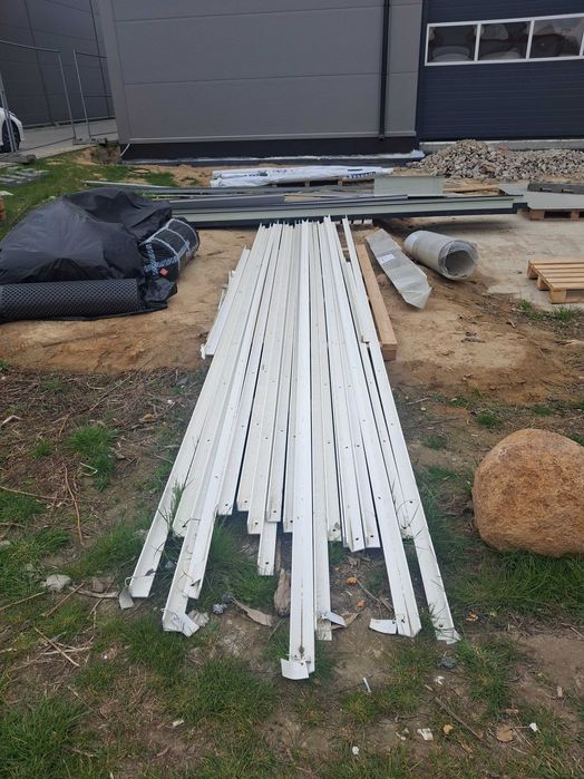 Kątowniki stalowe L50x50x5