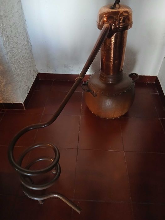 Alambique em cobre