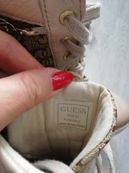 Guess furia sneakresy r. 38