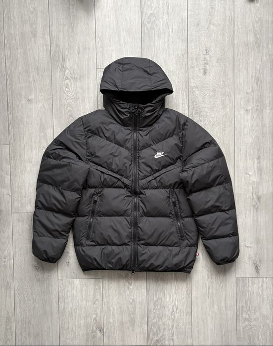 Пуховик Nike Storm-Fit Windrunner