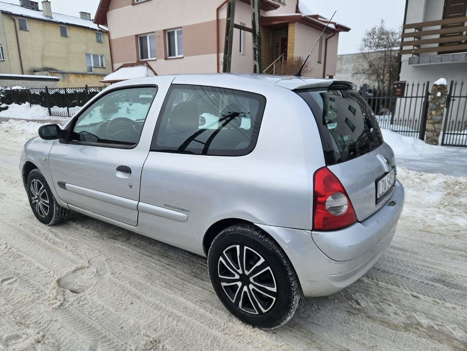 Renault Clio 1.2 2005 rok Zadbane
