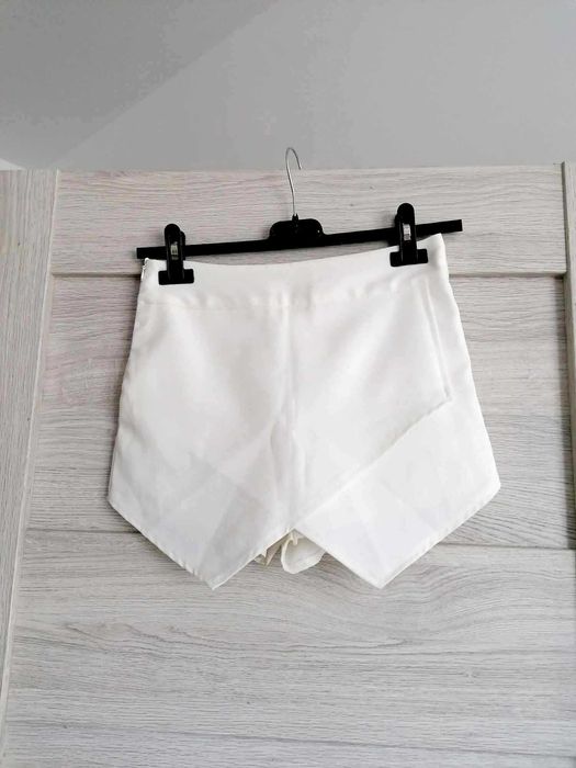 Spódniczko-spodenki białe XS 34