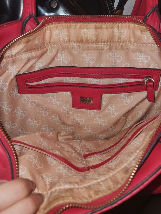 Malas da Guess Vermelha ou Castanha