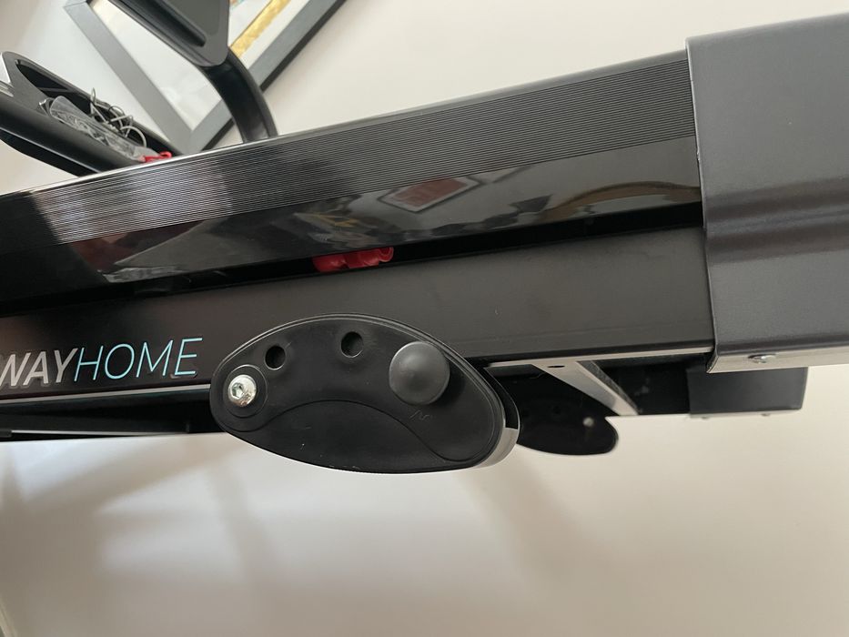 Passadeira cecotec com apoio para abdominais e suporte para pesos