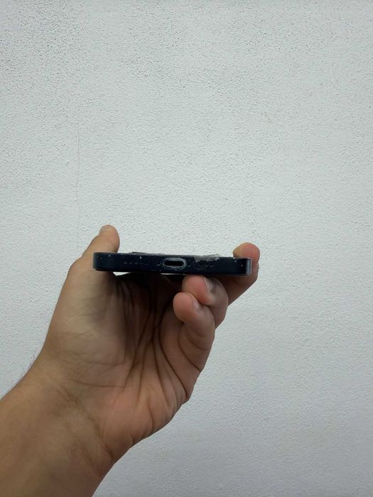 iPhone 12 64GB Blue
