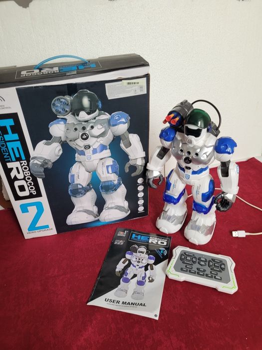 Інерційна іграшка робот