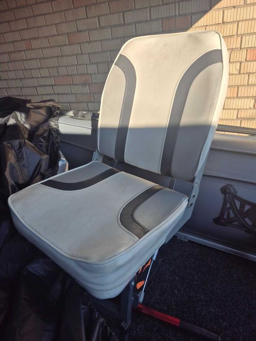 Сідушка, сидіння на пвх та маленьку алюміньку