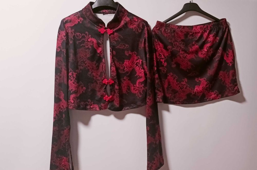 Komplet top zapinany i spódnica 40/42