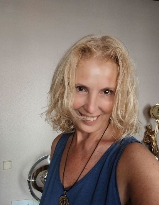 Массаж релакс яркие ощущения.