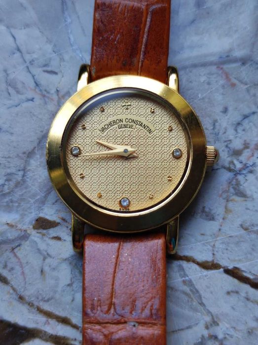 szwajcarski damski zegarek z cyrkoniami geneve vacheron constantin