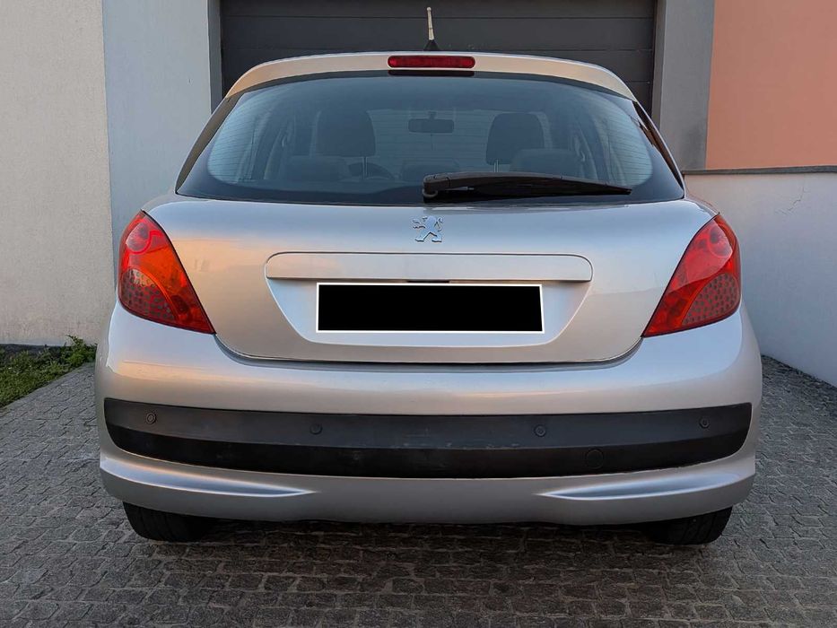 Peugeot 207 1.4 HDi — 2007 — 175.000 km — photo 4