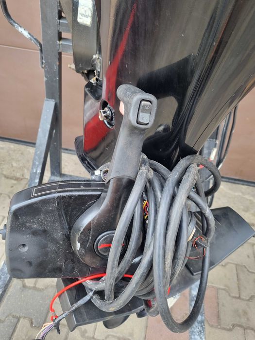 Mercury 40 KM silnik zaburtowy ,  power trim manetka 4 suw L ,   --18