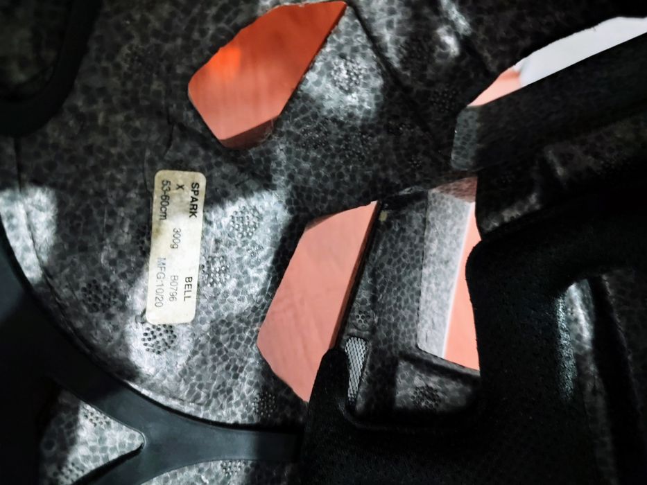 Capacete Bell spark(negociável)