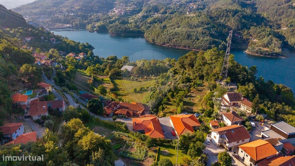 Moradia T3 para venda