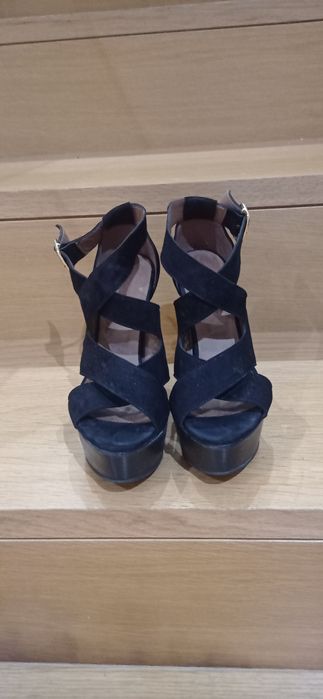 Sandálias da marca Prof